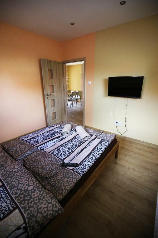 Apartmany Dimitra Štúrovo エクステリア 写真