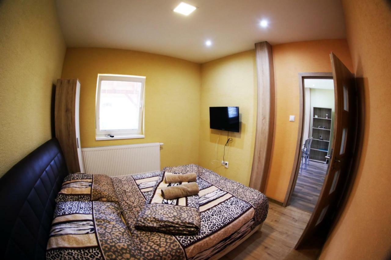 Apartmany Dimitra Štúrovo エクステリア 写真